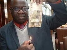AFRIQUE DE L’OUEST: Dévaluation du franc CFA? AFRIQUE DE L’OUEST: Dévaluation du franc CFA?