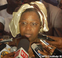 Awa Marie Coll Seck: "Le SISDAK donne espoir aux populations pour des soins de qualité" Awa Marie Coll Seck: "Le SISDAK donne espoir aux populations pour des soins de qualité"
