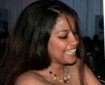 Aïda Coulibaly gratifie You d'un garçon Aïda Coulibaly gratifie You d'un garçon