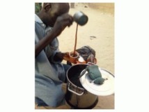 La fin du Ramadan fait renouer avec le ''café Touba'' au détriment des dattes La fin du Ramadan fait renouer avec le ''café Touba'' au détriment des dattes