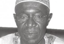Fabakary Tombong Jatta , patron des députés de la majorité parlementaire gambienne : « Le Sénégal doit respecter la Gambie » Fabakary Tombong Jatta , patron des députés de la majorité parlementaire gambienne : « Le Sénégal doit respecter la Gambie »
