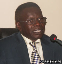 Pape Diouf annonce la poursuite de la campagne de sécurité en mer Pape Diouf annonce la poursuite de la campagne de sécurité en mer