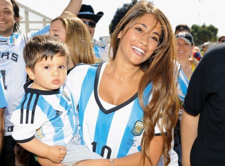 La femme de Messi retourne en Argentine