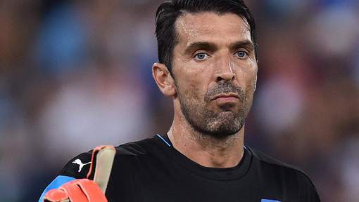 Marseillaise chahutée : Hollande remercie Renzi pour le geste de Buffon