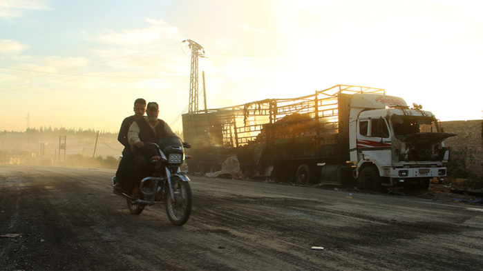 Syrie : un drone russe repère des djihadistes à proximité du convoi humanitaire incendié (VIDEO)