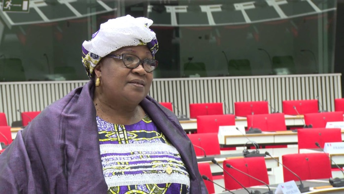 Parti socialiste : Aida Sow Diawara déchire la pétition de Jds