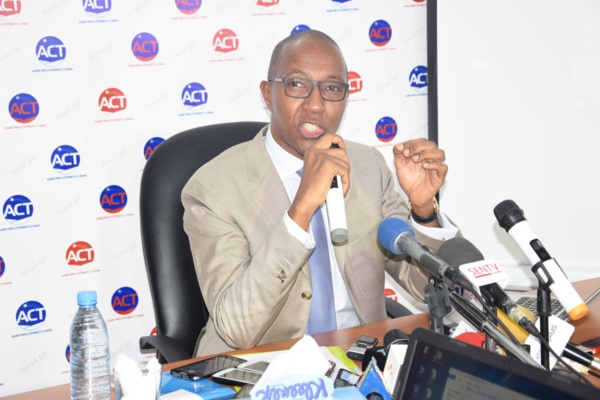 Abdoul Mbaye: « Je confirme que le doyen des juges Samba Sall m’a refusé l’autorisation de voyager hors du Sénégal… »