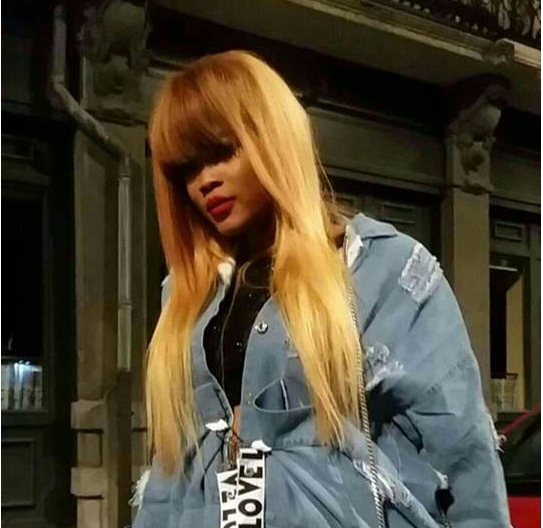 PHOTOS: Déesse Major fashionista avant le concert de Bruxelles