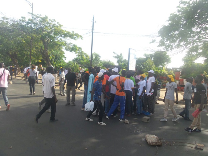Blessé, Pape Diop leader de Bokk Gis Gis évacué à la clinique des Mamelles