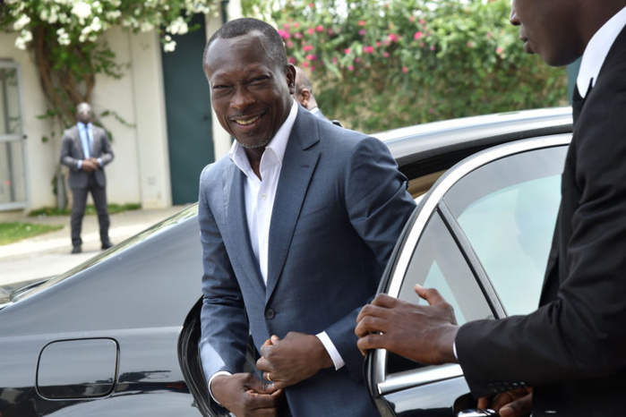Sommet de Lomé : Patrice Talon se rend au Togo en voiture et fait réagir la toile Sommet de Lomé : Patrice Talon se rend au Togo en voiture et fait réagir la toile