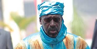 Polémique sur le Pétrole et le gaz : Abdoulaye Makhtar Diop salue la plainte de…