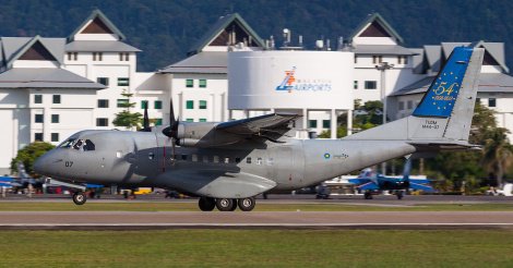 L'Indonésie livre un avion à l'Armée de l'Air sénégalaise