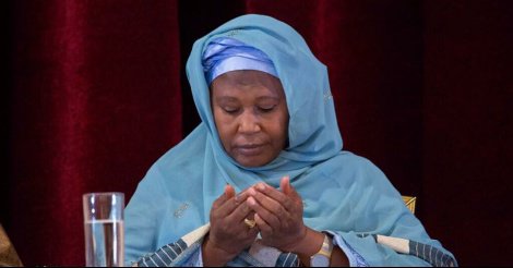 Barrow maintient Tambajang