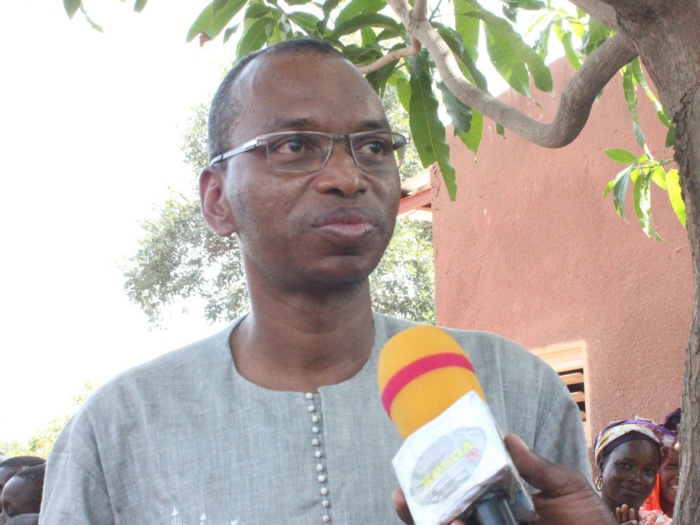 Pr Moussa Baldé sur les cartes CEDEAO : « Nous demandons des commissions itinérantes dans notre département » Pr Moussa Baldé sur les cartes CEDEAO : « Nous demandons des commissions itinérantes dans notre département »