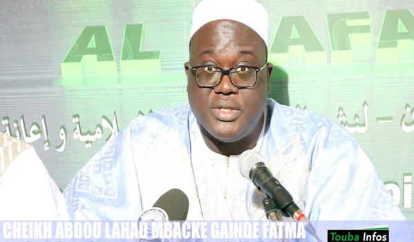 Après avoir rendu visite au maire de Dakar, Cheikh Abdoul Ahad Mbacké Gaïndé Fatma réagit: "Je vais prier pour Khalifa Sall, c'est mon ami ..