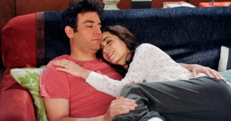 Couple: chaque position de sommeil en dit long sur la relation