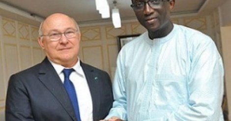 "Le franc CFA présente plus d'avantages que d'inconvénients" (ministre)