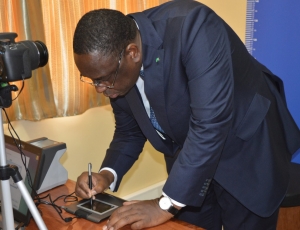 Office des Lacs et Cours d’Eau : Macky repêche un ancien ministre d’Abdou DIOUF