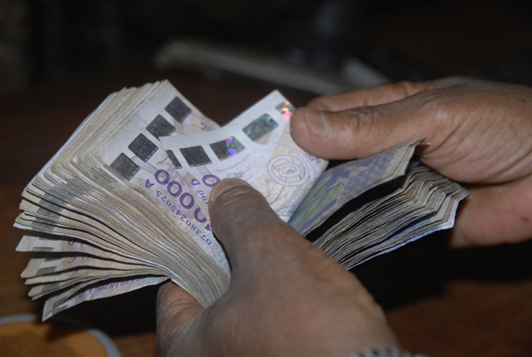Vol de chèques : Ils subtilisent 2.9 millions à leur père pour se rendre à Kermess de Dakar
