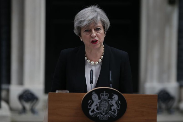 Theresa May Première ministre britannique sur l'attentat de Manchester : «Nous pensons connaître l'identité du terroriste»