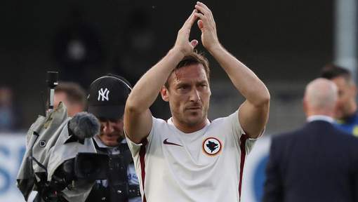 CALCIO : Totti annonce son "dernier match" avec la Roma et un "nouveau défi"