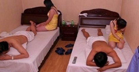 9 Chinoises arrêtées : La police a trouvé 38 préservatifs dans la chambre et les poubelles