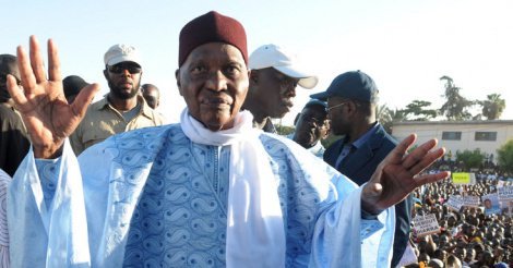 Permanence du Pds # Wade échappe à une chute