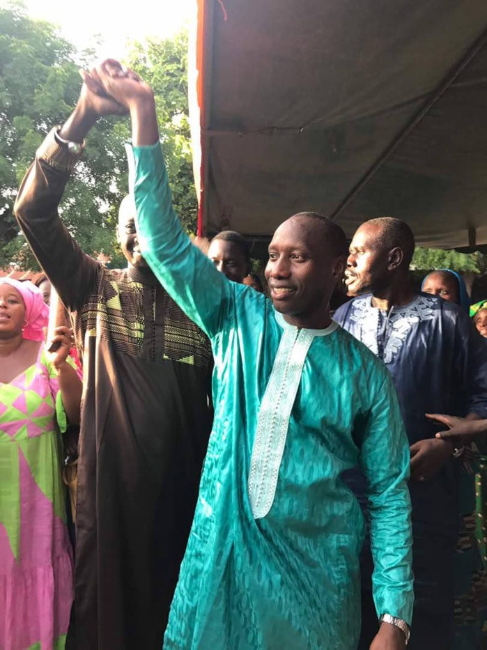 Ziguinchor : des milliers de militants et sympathisants derrière Dr DIOMBERA, Directeur du CROUS de Ziguinchor pour fêter la victoire de Benno BokkYaakar