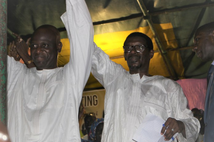 Le Directeur de Cabinet du Président de la République, Me Oumar Youm, a déploré les injures et invectives dont le chef de l'État fait l'objet. Invité de l'émission "Grand Jury" de la Rfm de ce dimanche 13 août 2017, il dit avoir peur pour le Sénégal.