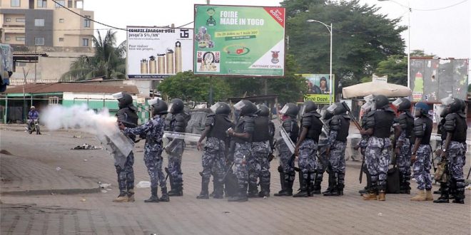 Débat sur la Constitution au Togo: l’opposition claque la porte