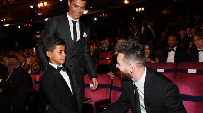 Quand Cristiano Jr rencontre Messi, son idole