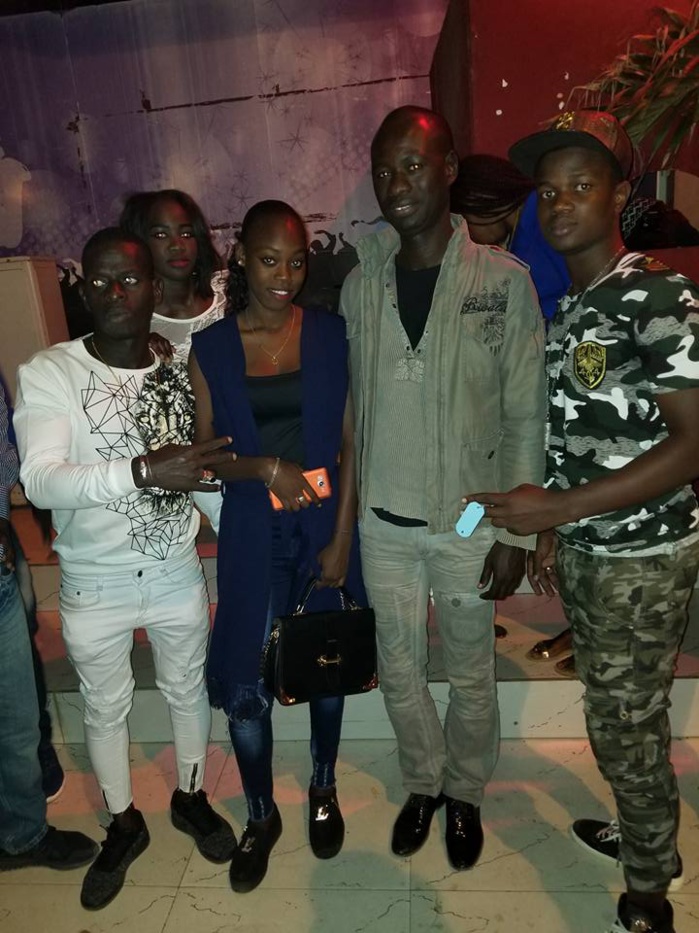 Voici Arame Niang la fille unique de feu Ndongo Lo Voici Arame Niang la fille unique de feu Ndongo Lo