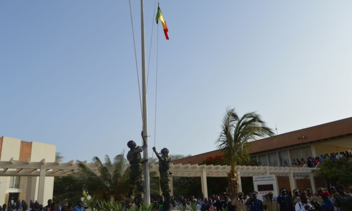 MASSACRE DE BOROFAYE : MACKY SALL DÉCRÈTE UN DEUIL NATIONAL DE DEUX JOURS (OFFICIEL) MASSACRE DE BOROFAYE : MACKY SALL DÉCRÈTE UN DEUIL NATIONAL DE DEUX JOURS (OFFICIEL)