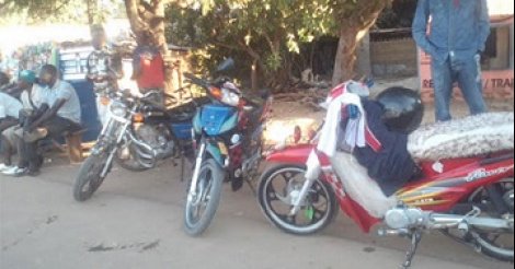 Une grève des mototaxis perturbe le trafic routier à Tambacounda