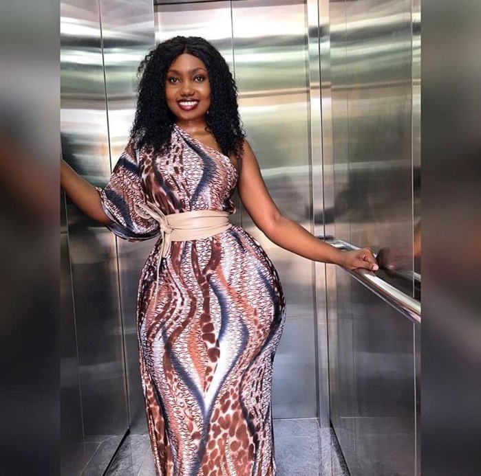 Photos : Sanchi, la pin-up qui fait peur à Eudoxie Yao Photos : Sanchi, la pin-up qui fait peur à Eudoxie Yao