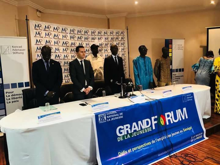 Le CNJS tient la première édition du Grand Forum de la Jeunesse