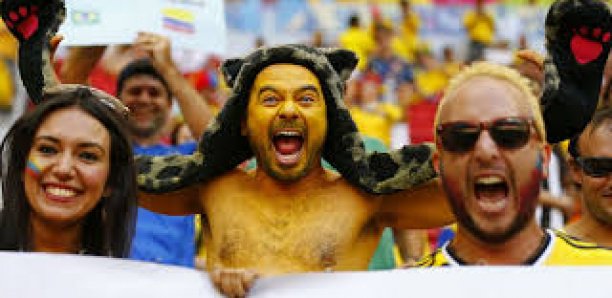 CM-2018 Les fans colombiens lancent le match contre le Sénégal