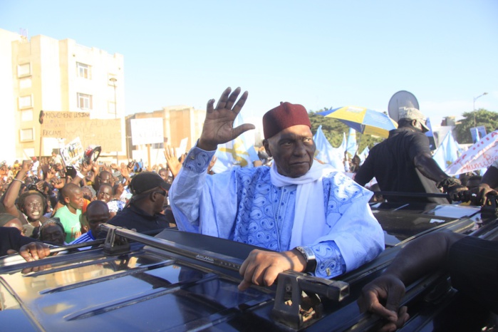  Abdoulaye WADE : "Je ne parraine aucune candidature autre que celle de ..."