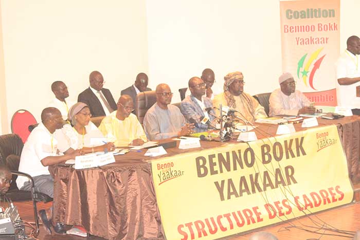 Crise scolaire, démarche de l’opposition : Benno Bokk Yakaar brandit le rameau d’olivier et le fusil de guerre