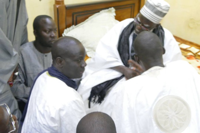 Visite de Malick Gakou chez le Khalife général des Mourides à Touba