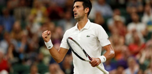 Wimbledon: le match entre Nadal et Djokovic arrêté alors que le Serbe mène 2 sets à 1