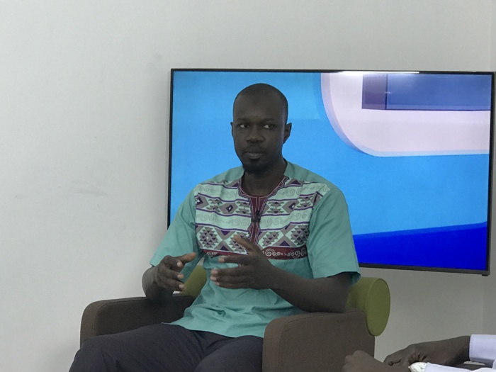 Ousmane Sonko juge "inacceptable’’ le rejet de l’inscription de Karim Wade sur les listes électorales