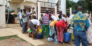 Pénurie d’eau à Dakar: les habitants des Parcelles Assainies réclament la démission de de Mansour Faye