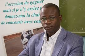 DJIBY DIAKHATÉ (Sociologue) : ' Wade n'est plus la seule constante au Pds... Il veut que son fils soit Président pendant qu'il est encore vivant... Il veut engager la bagarre. '