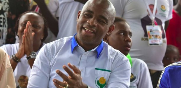 Côte d'Ivoire: L'ancien footballeur Bonaventure Kalou élu maire d'une ville de près de 500 000 habitants