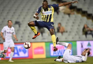 Usain Bolt ne deviendra peut-être jamais footballeur professionnel