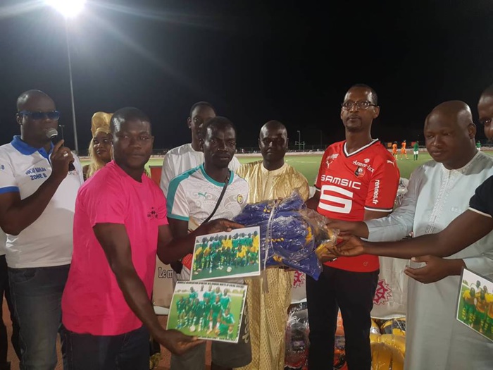 Mame Boye Diao, en mode sportif, gâte les jeunes de Kolda