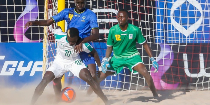 CAN BEACH SOCCER : LES LIONS ÉCRASENT LA TANZANIE CAN BEACH SOCCER : LES LIONS ÉCRASENT LA TANZANIE