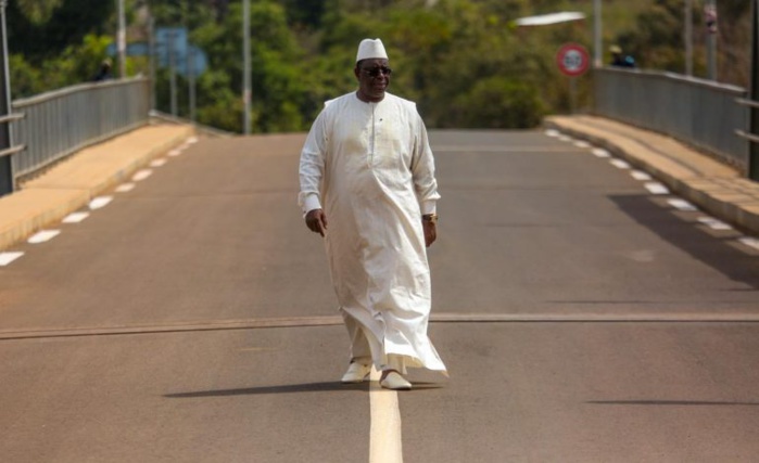 Que de routes Macky a construites ! Que de routes Macky a construites !