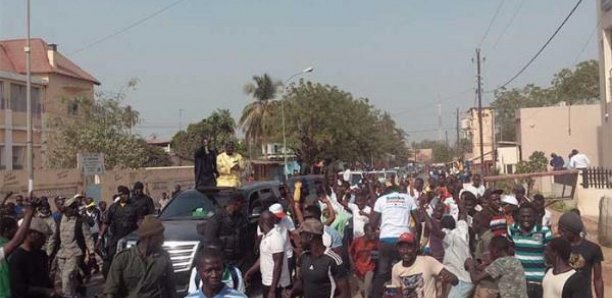 Ziguinchor : Le convoi de Sonko bloqué par la gendarmerie